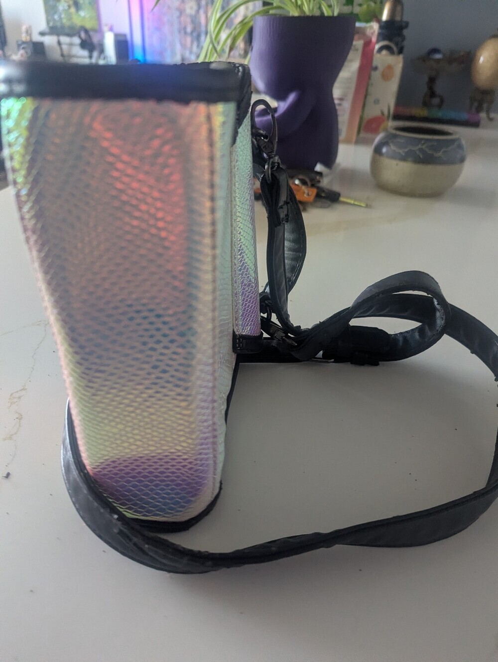 Nasty Gal x Nila Anthony Hologram At Me Bag - Picture 12 of 16